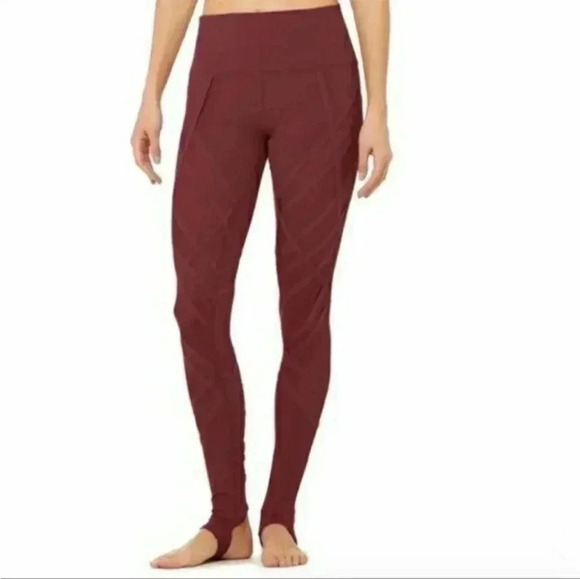 Alo Yoga Wrapped High-Waist Stirrup Legging - Picture 1 of 5